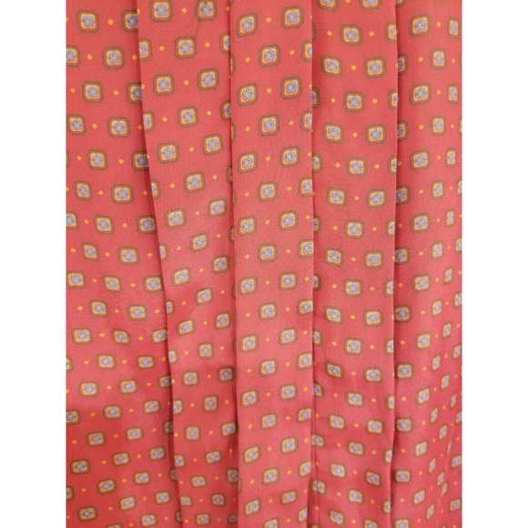 Alfred Dunner Pleat Front Secretary Blouse Red 12 - Picture 4 of 9